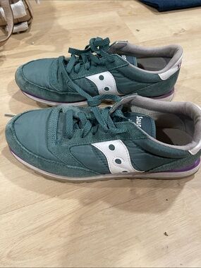 Saucony Teal and White Retro Running Sneakers